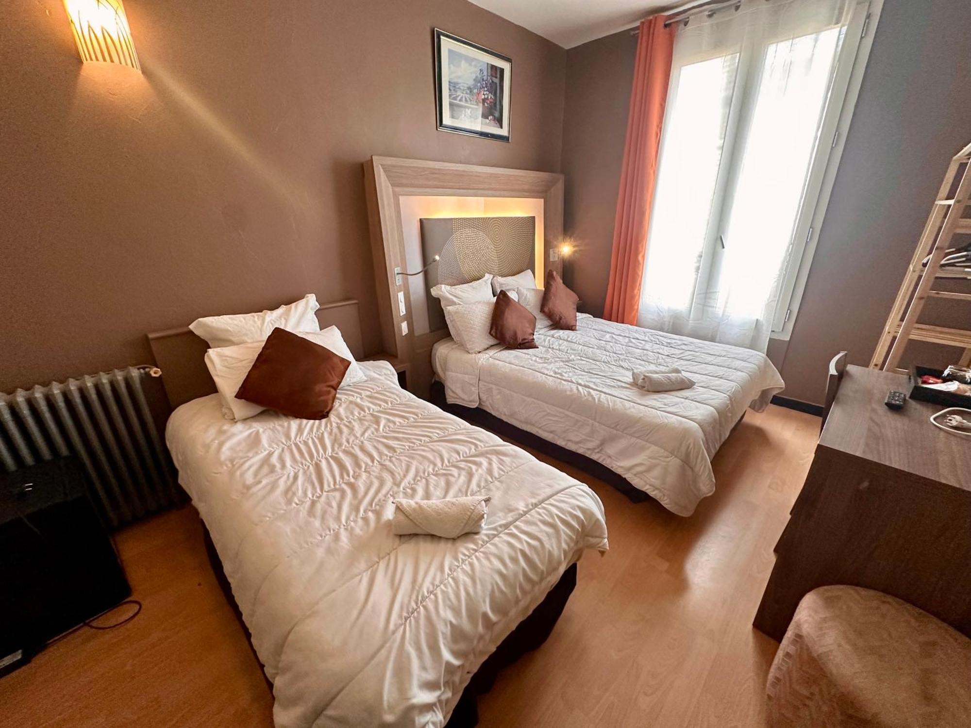 Hotel Victor Hugo Clamart Exteriér fotografie